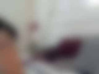 Live cam show with Jessica Simpsin - Ebony on googirlz