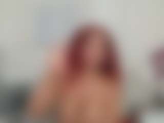 Jessica Simpsin MILF webcam performer live streaming