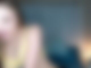 Anna Claire Clouds's Live Sex Cam Show