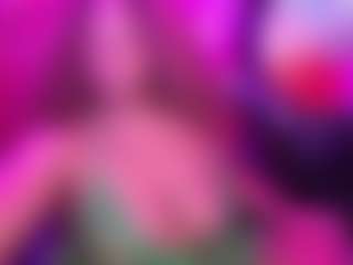 Live cam show with Queen Cherise Roze - Lovense on CamwithHer