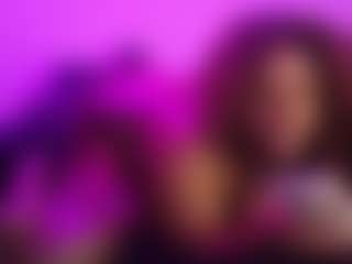Live cam show with Queen Cherise Roze - Gamer Pornstar on dropp.cam