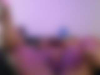 Live cam show with Queen Cherise Roze - Pornstar HD on Pornisteam.com
