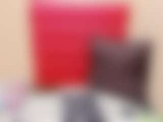 Live cam show with CREAMYINDIAN - Nora on chickslive.net