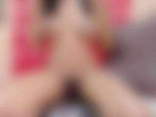 Live cam show with CREAMYINDIAN - Smoke on madthumbs