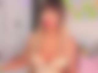 Live cam show with Emily Leah - Cosplay MILF on liverealitysex.com