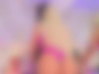 Live cam show with Emily Leah - Cosplay MILF on testsause.com