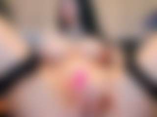 WoWCreamy's Live Sex Cam Show