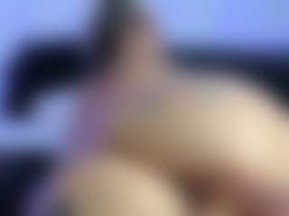 HornyLindzay's Live Sex Cam Show