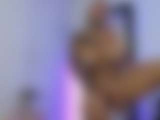 Live cam show with HornyLindzay - Sex on Cam Slut