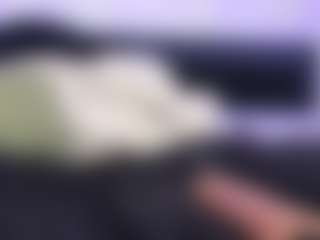 HornyLindzay's Live Sex Cam Show
