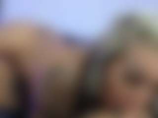 HornyLindzay's Live Sex Cam Show