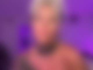HornyLindzay's Live Sex Cam Show