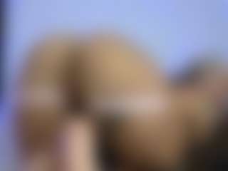 HornyLindzay's Live Sex Cam Show