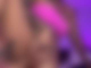 HornyLindzay's Live Sex Cam Show