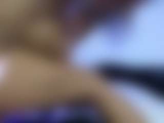 HornyLindzay's Live Sex Cam Show