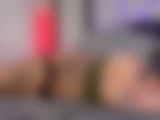HornyLindzay's Live Sex Cam Show