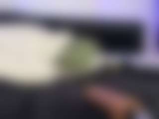 HornyLindzay's Live Sex Cam Show
