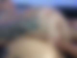 HornyLindzay's Live Sex Cam Show