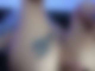HornyLindzay's Live Sex Cam Show
