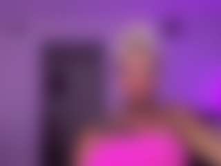 HornyLindzay's Live Sex Cam Show