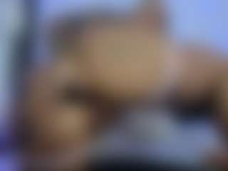 HornyLindzay's Live Sex Cam Show