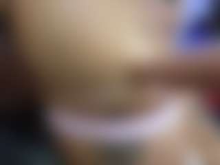 HornyLindzay's Live Sex Cam Show