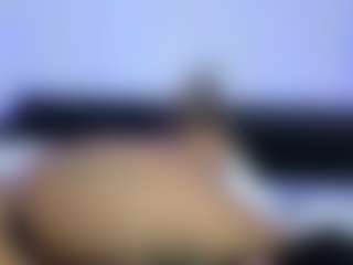 Live cam show with HornyLindzay - Big Nipples on dropp.cam