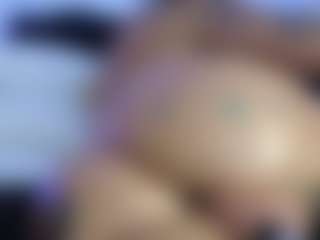 HornyLindzay's Live Sex Cam Show