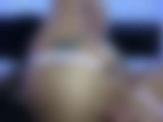 HornyLindzay's Live Sex Cam Show