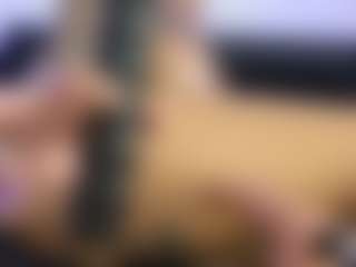 HornyLindzay's Live Sex Cam Show