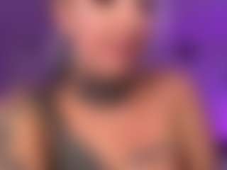 Live cam show with HornyLindzay - Sex on testsause.com
