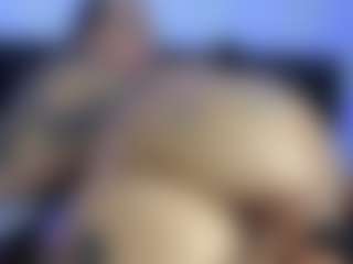 HornyLindzay's Live Sex Cam Show