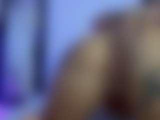 HornyLindzay's Live Sex Cam Show
