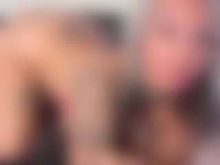 HornyLindzay's Live Sex Cam Show