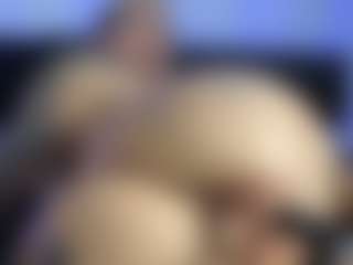 HornyLindzay's Live Sex Cam Show