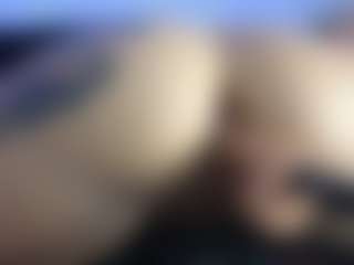 HornyLindzay's Live Sex Cam Show