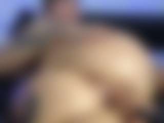 HornyLindzay's Live Sex Cam Show