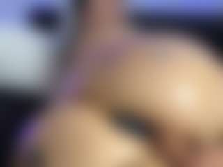 HornyLindzay's Live Sex Cam Show