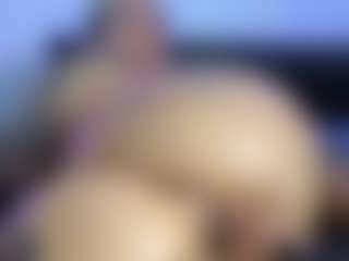 Show Live Sex Cam HornyLindzay