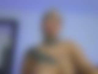 HornyLindzay's Live Sex Cam Show