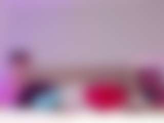 Live cam show with Scarlett Horny - Shaved Pussy Big Tits on Camsoda