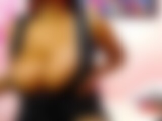 tyrasweethott's Live Sex Cam Show