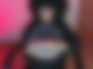Live cam show with emma-ruiz - HD Brown Hair on Camsoda
