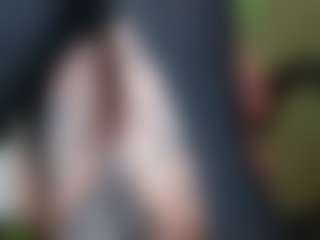 Live cam show with emma-ruiz - BBW on Soda Cam