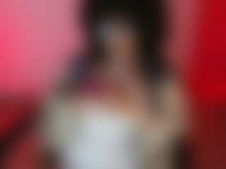 Live cam show with emma-ruiz - Brown Eyes on Camsoda