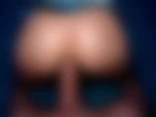 ana-lingus's Live Sex Cam Show