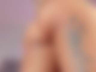 Mia Davies's Live Sex Cam Show