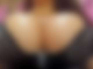 Live cam show with jessielinares - Raven Hair on sexylivex.com