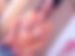 Live cam show with Samantha Blaze - Striptease on sexylivex.com