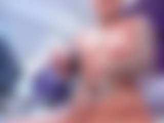 sophie-hann's Live Sex Cam Show